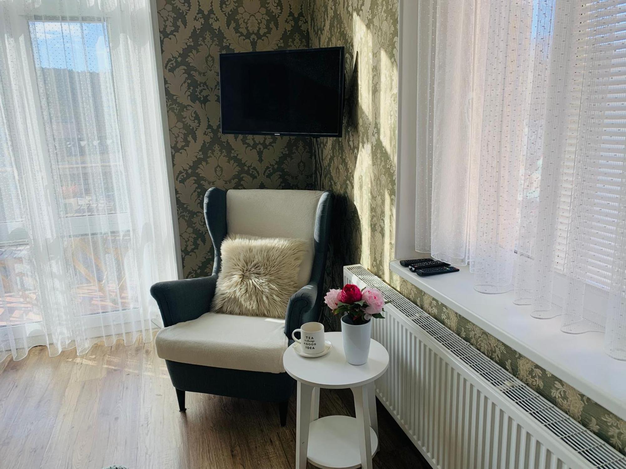 Romanceart Apartments Κάρλοβι Βάρι Εξωτερικό φωτογραφία